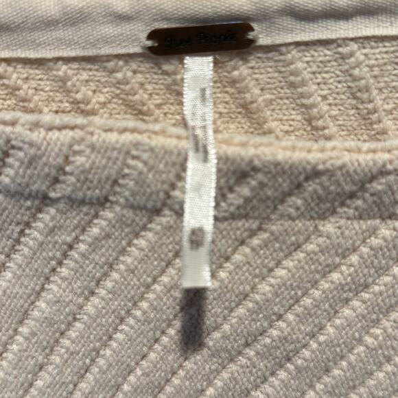 Free People I Can't Wait Long Bell Sleeve Ribbed Crop Sweater in Pinky Cream XS - Picture 4 of 6